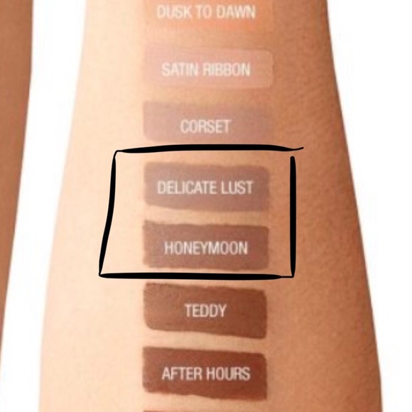 🆕💋Bundle of 2 Nude NYX Lip Lingerie Lipsticks - Picture 4 of 5